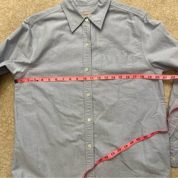 J Crew Shirt Womens Small Blue Chambray Pocket Button Up Outdoors Casual Ladies - Picture 4 of 7
